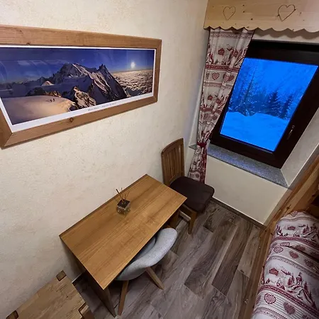 Chez Louis - Alpine Charm With Mont Blanc View & Access