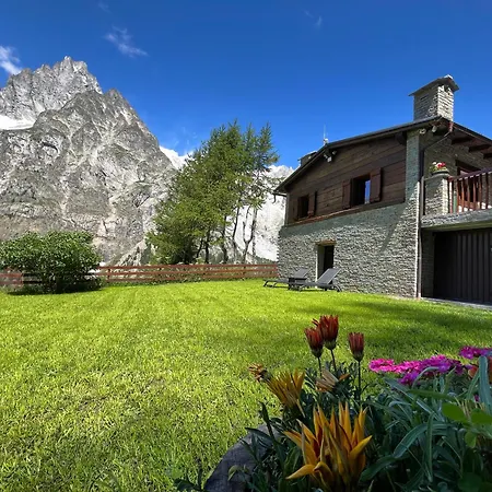 Chez Louis - Alpine Charm With Mont Blanc View & Access * 쿠르마예