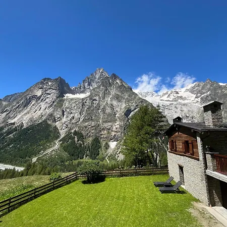 Dağ evi Chez Louis - Alpine Charm With Mont Blanc View & Access