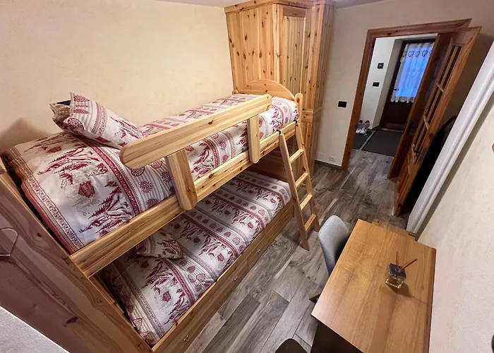 شاليه Chez Louis - Alpine Charm With Mont Blanc View & Access *