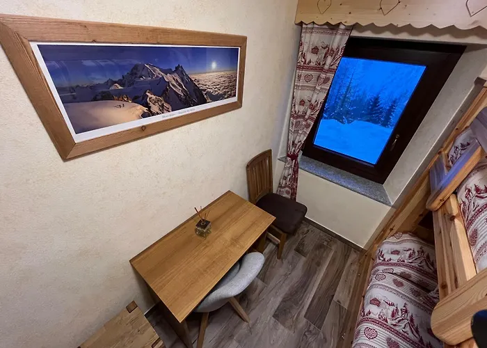 Chez Louis - Alpine Charm With Mont Blanc View & Access